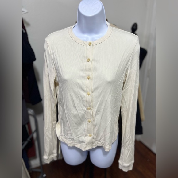 OGL Plantive™ Button-Down Cardigan - Gardenia - Picture 2 of 6